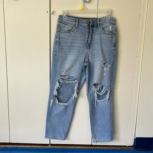 American Eagle High Rise Mom Jeans